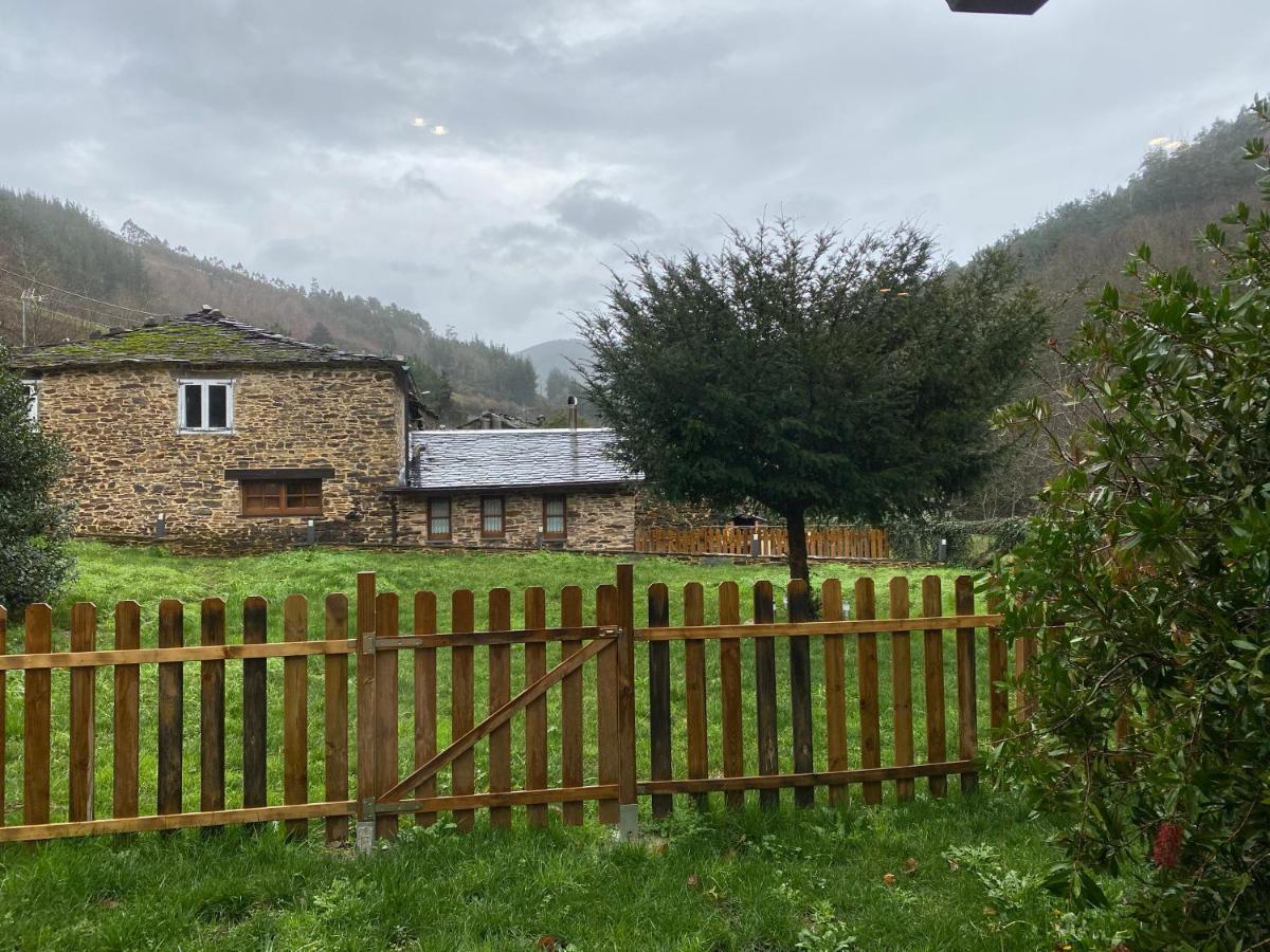 Casas Rurales Tareira En Taramundi Luaran gambar