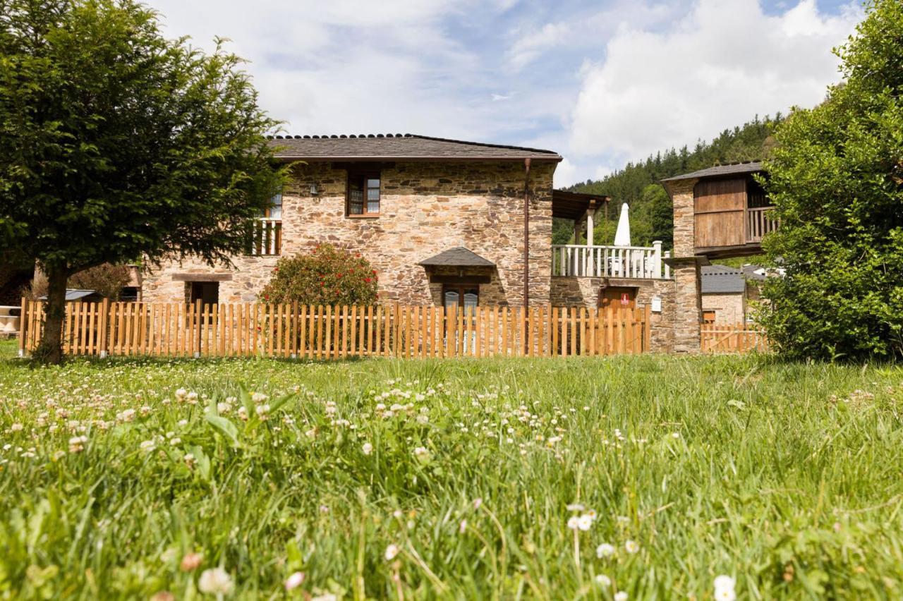 Casas Rurales Tareira En Taramundi Luaran gambar