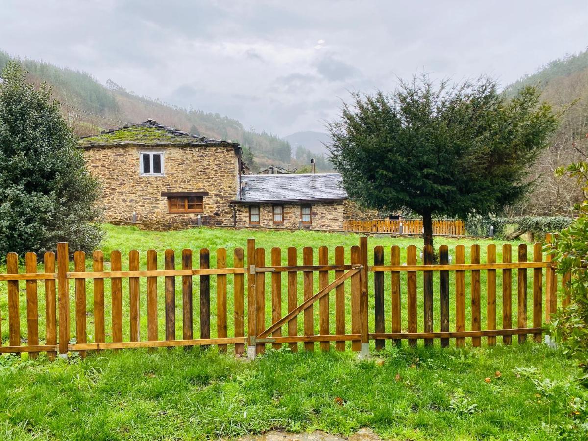 Casas Rurales Tareira En Taramundi Luaran gambar