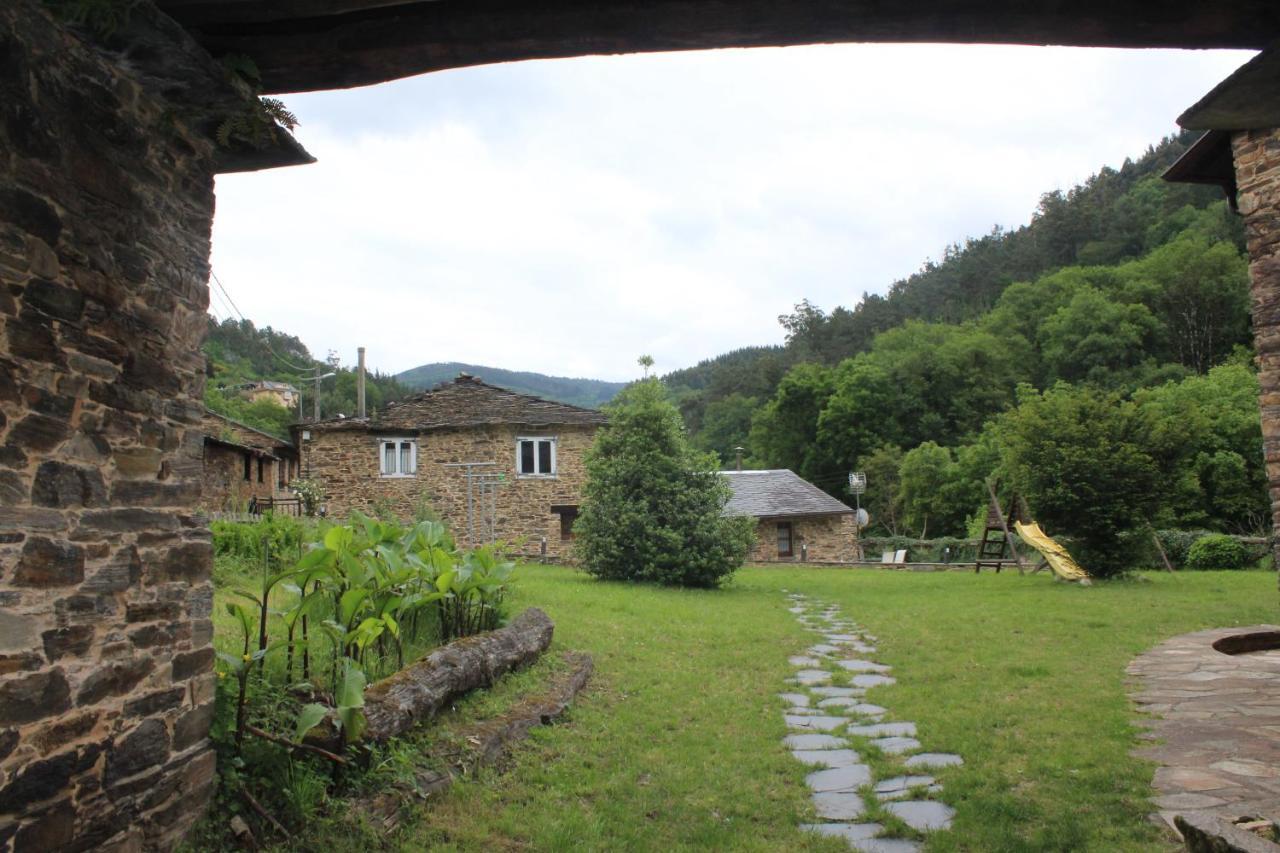 Casas Rurales Tareira En Taramundi Luaran gambar